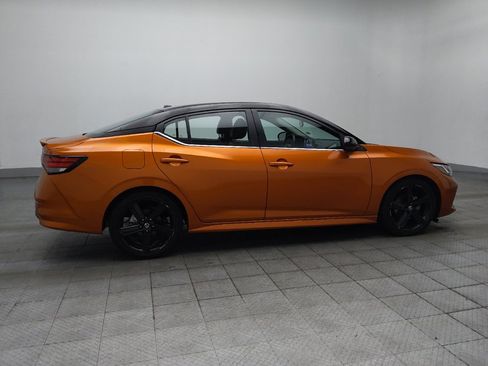 Used 2022 Nissan Sentra SR w/ SR Premium Package FWD image 10