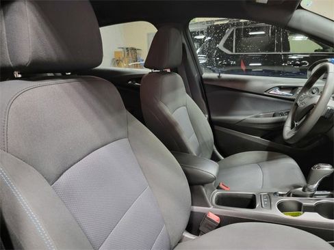 Used 2019 Chevrolet Cruze LT w/ Convenience Package image 15