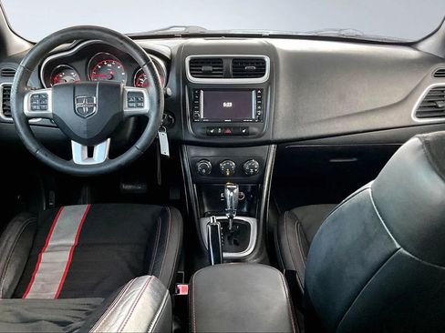 Used 2013 Dodge Avenger R/T image 7