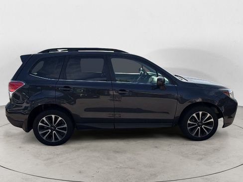 Used 2017 Subaru Forester 2.0XT Premium AWD/4WD image 7