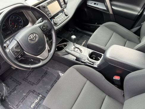 Used 2018 Toyota RAV4 XLE image 11