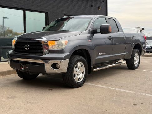 Used 2007 Toyota Tundra SR5 w/ TRD Off-Road Pkg AWD/4WD image 16