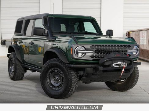 Used 2023 Ford Bronco Everglades image 1