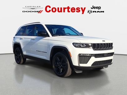 New 2026 Jeep Grand Cherokee Limited w/ Limited Altitude Package
