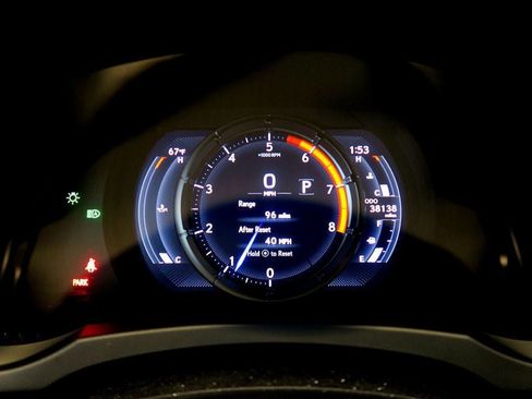 Used 2024 Lexus IS 500 RWD image 18