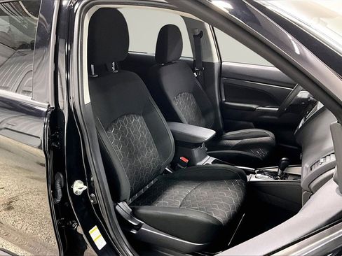 Used 2024 Mitsubishi Outlander Sport LE image 28