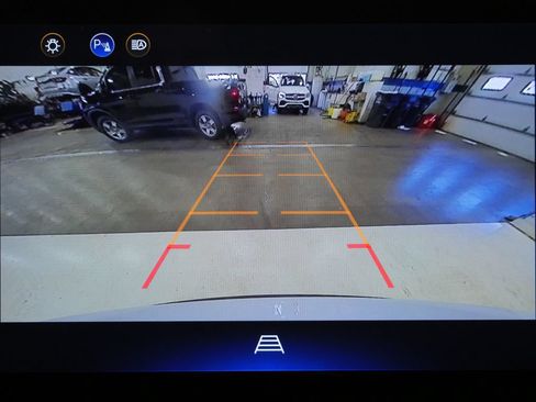 Used 2025 Chevrolet Equinox LT FWD image 18