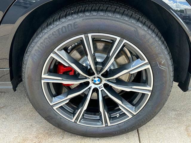 Used 2026 BMW X6 M60i AWD/4WD image 32