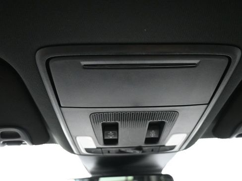 Certified 2024 Honda Pilot TrailSport image 17