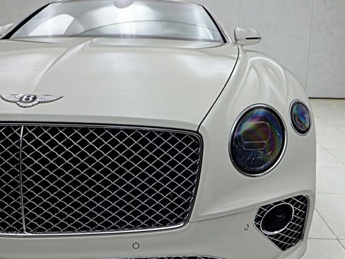 Certified 2020 Bentley Continental GT image 11