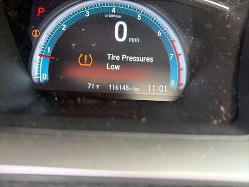 Used 2016 Honda Civic Touring image 7