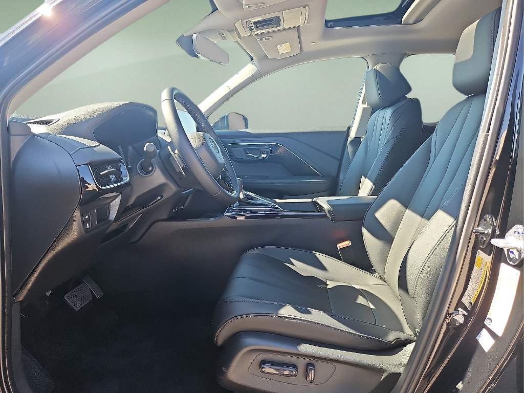 Used 2025 Acura ADX FWD image 18