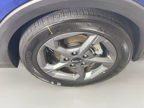 Used 2025 Kia K4 FWD image 11