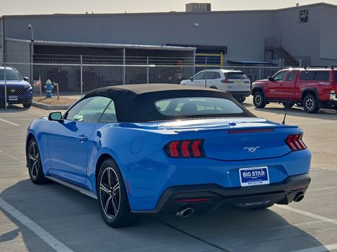 Used 2025 Ford Mustang Premium RWD image 6