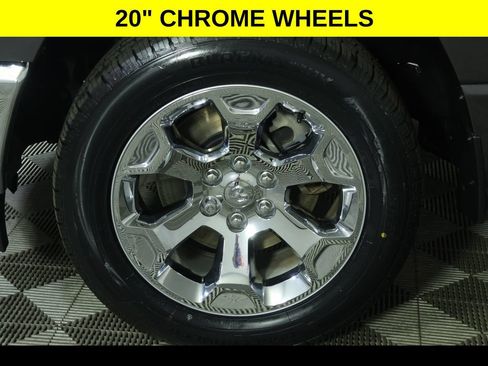 Used 2022 RAM 1500 Big Horn AWD/4WD image 9