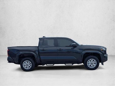 Used 2025 Toyota Tacoma SR5 image 8