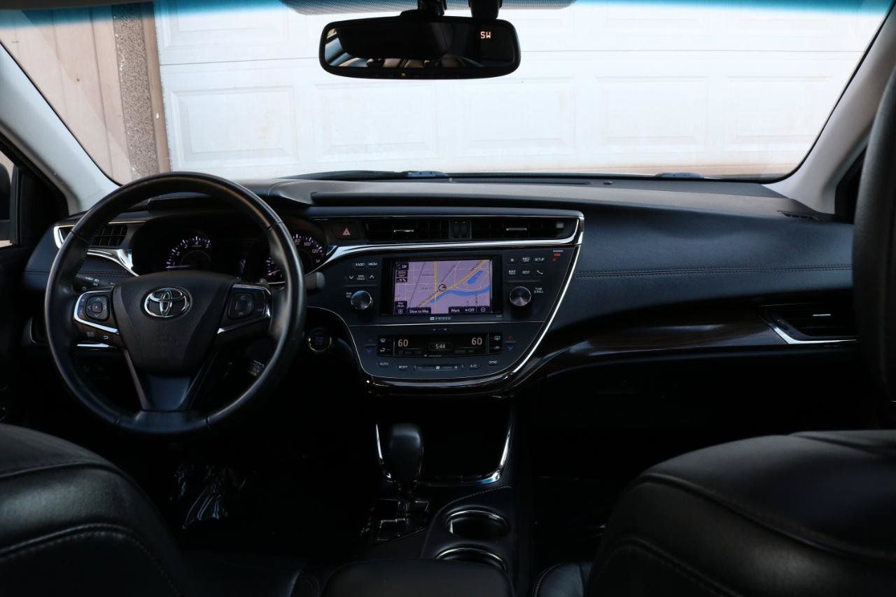 Used 2013 Toyota Avalon Limited FWD image 36