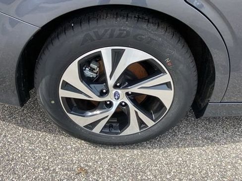 Used 2025 Subaru Legacy Premium image 12