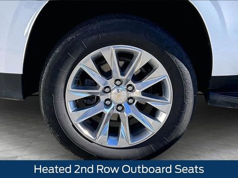 Used 2023 Chevrolet Suburban Premier image 37