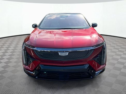 New 2026 Cadillac Optiq Sport 1 w/ LPO, Floor Liner Package AWD/4WD image 2