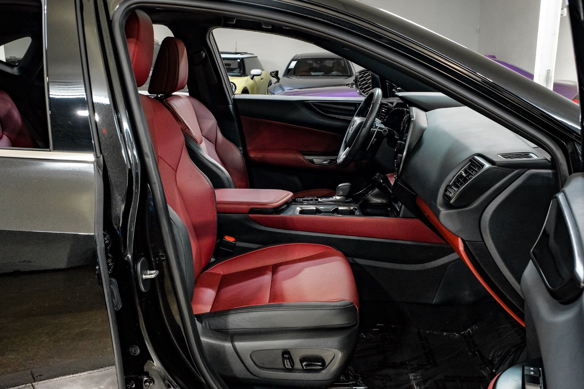 Used 2025 Lexus NX 250 FWD w/ Cold Area Package image 38