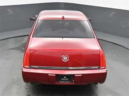 Used 2009 Cadillac DTS image 41