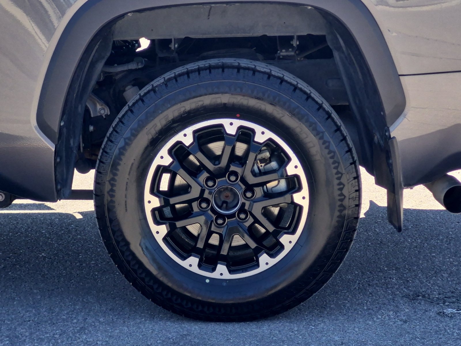 Certified 2023 Toyota Tundra SR5 w/ TRD Off-Road Premium Package AWD/4WD image 22
