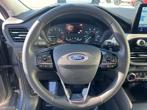 Used 2022 Ford Escape SEL AWD/4WD image 25