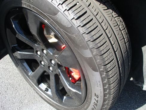 Used 2020 Ford Explorer ST w/ ST Street Pack image 20