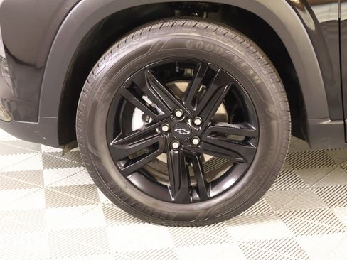 Used 2026 Chevrolet Trax ACTIV w/ Driver Confidence Package image 17