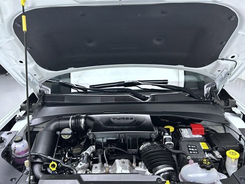 Used 2025 Jeep Compass Limited image 24