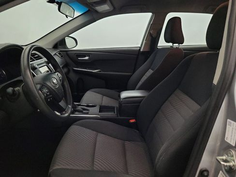 Used 2016 Toyota Camry LE FWD image 17