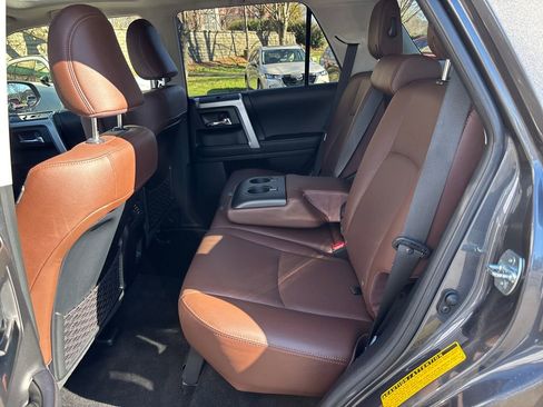 Used 2022 Toyota 4Runner Limited image 20