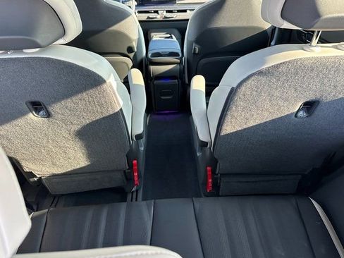 Used 2024 Kia EV9 GT-Line image 10