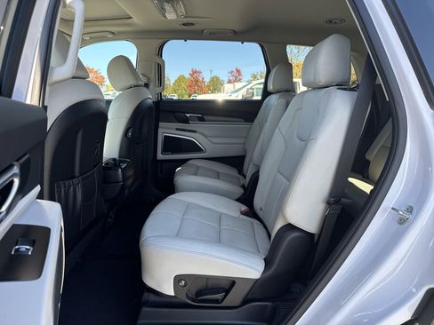 Used 2022 Kia Telluride EX w/ EX Premium Package image 29