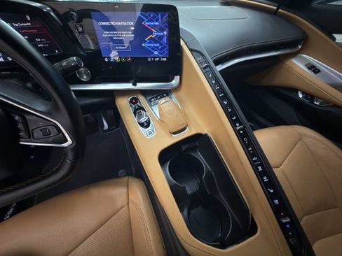 Used 2021 Chevrolet Corvette Stingray Preferred Cpe w/ Z51 Performance Package RWD image 18