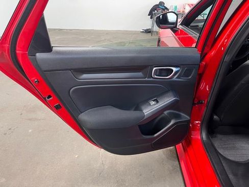 Used 2025 Honda Civic Sport image 19