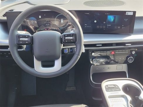 New 2026 Hyundai Ioniq 9 SE image 5