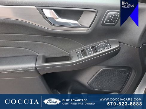 Certified 2022 Ford Escape Titanium image 12