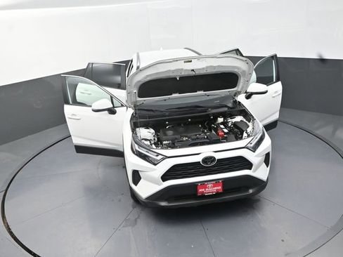 Used 2024 Toyota RAV4 XLE image 20