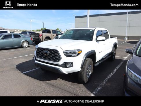 Used 2023 Toyota Tacoma TRD Off-Road w/ TRD Premium Off Road Package image 1