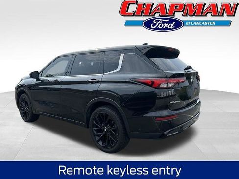 Used 2023 Mitsubishi Outlander SEL Black Edition AWD/4WD image 3