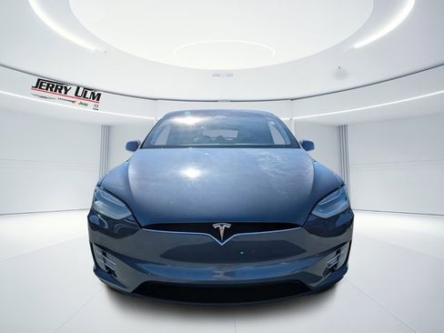 Used 2019 Tesla Model X 100D image 7