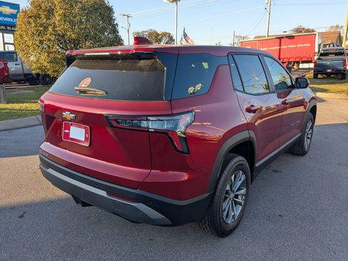 New 2026 Chevrolet Equinox LT image 13