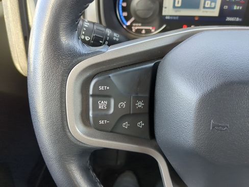 Used 2024 Ford Bronco Big Bend image 18