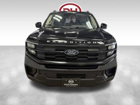 Used 2025 Ford Expedition Max Active AWD/4WD image 7