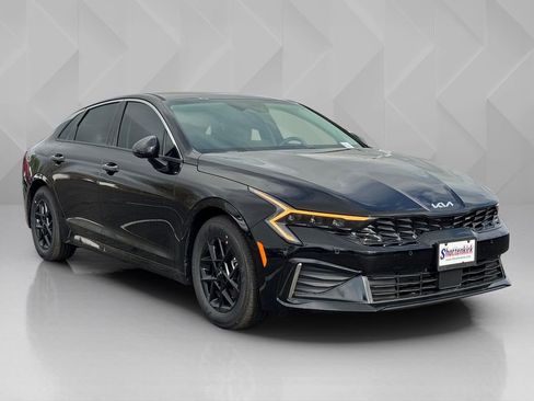 New 2026 Kia K5 LXS FWD image 3