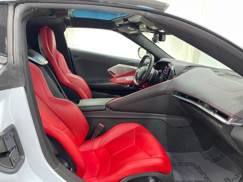 Used 2022 Chevrolet Corvette Stingray Preferred Cpe w/ Battery Protection Package RWD image 30