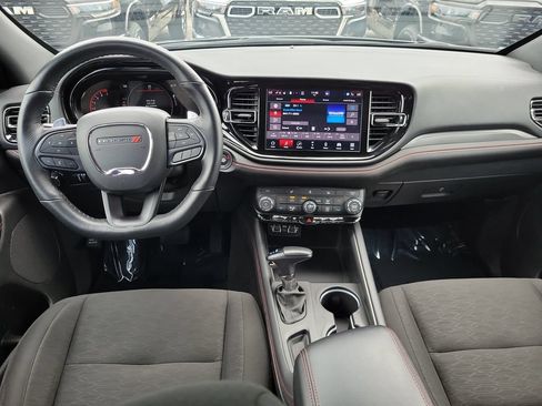 Used 2025 Dodge Durango GT RWD image 12
