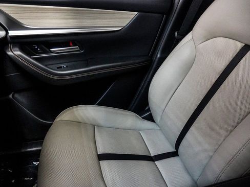 Used 2025 MAZDA CX-90 Plug-In Hybrid w/Premium Sport image 32